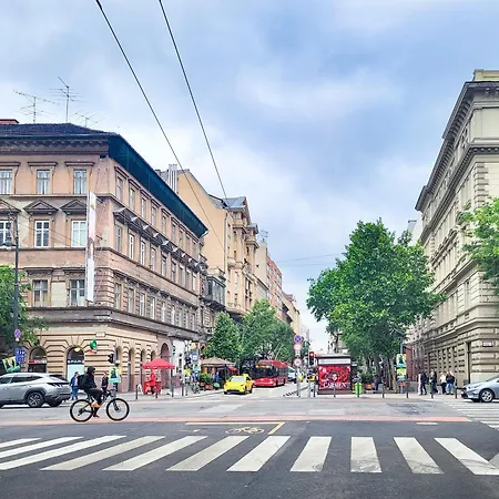 Ultra Location - Quiet Sleep Apartment Budapest